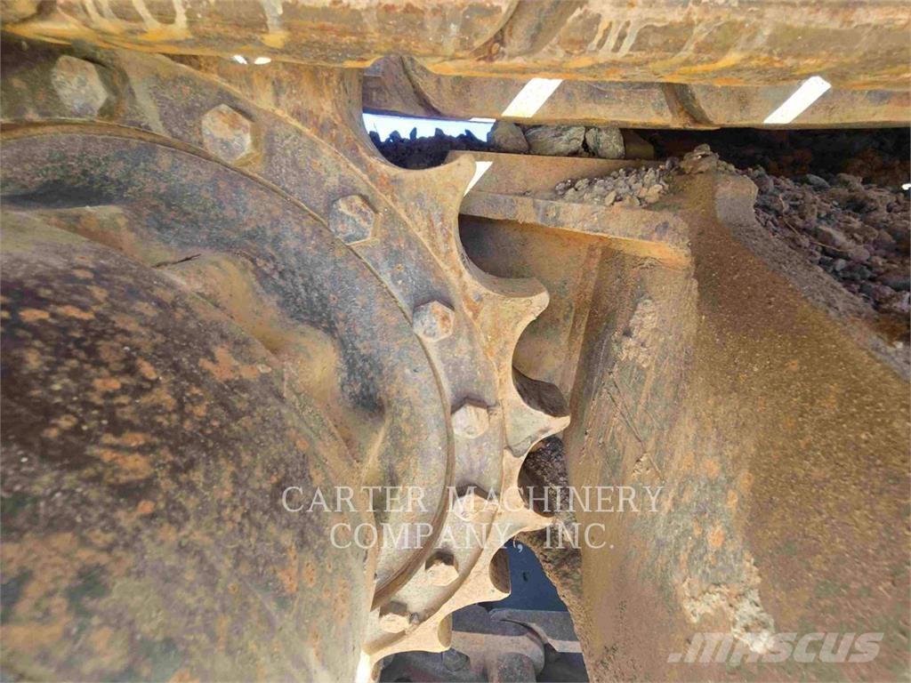 Komatsu PC220LC Εκσκαφείς με ερπύστριες