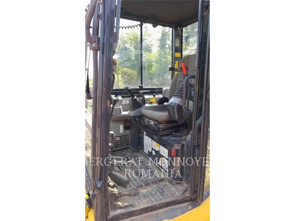 Komatsu PC45MR Εκσκαφάκι (διαβολάκι) < 7t