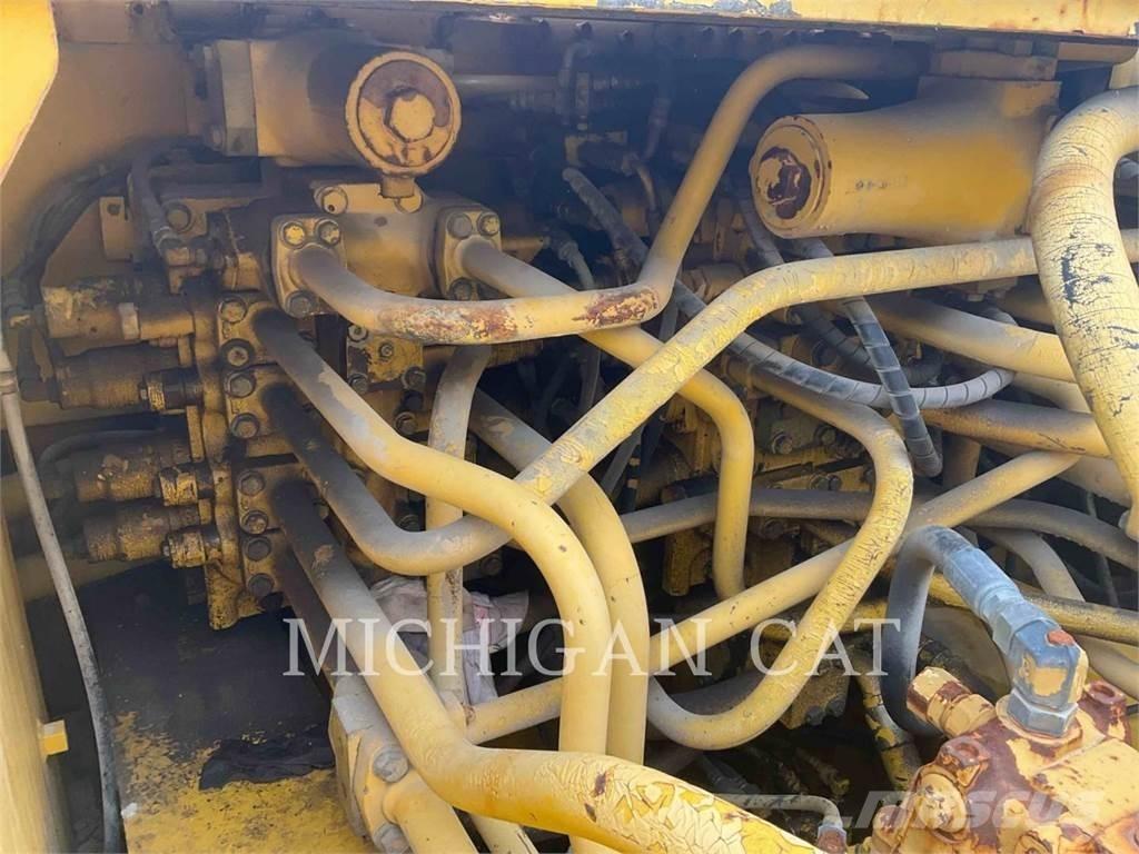 Komatsu PC750LC-6K Εκσκαφείς με ερπύστριες