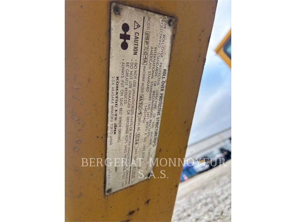 Komatsu WA700 Φορτωτές με λάστιχα (Τροχοφόροι)