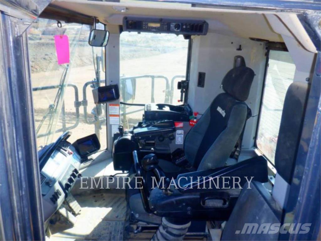 Komatsu WA900-8 Φορτωτές με λάστιχα (Τροχοφόροι)