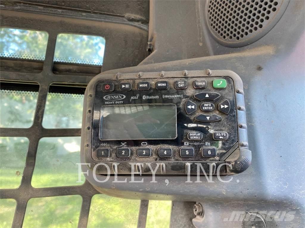 Kubota SSV75 Φορτωτάκια