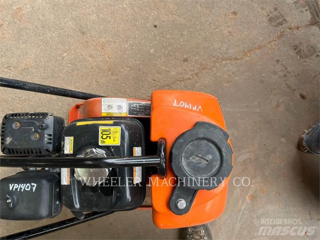 MultiQuip VP MVC82 Επίπεδοι κόπανοι