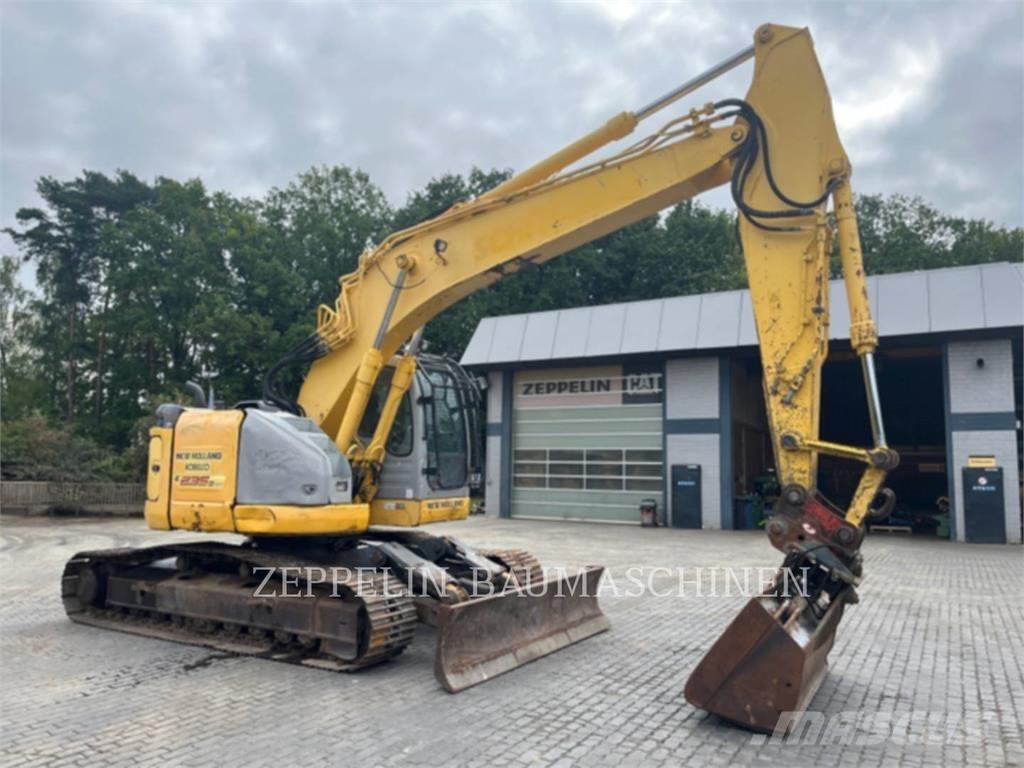 New Holland E235 Εκσκαφείς με ερπύστριες