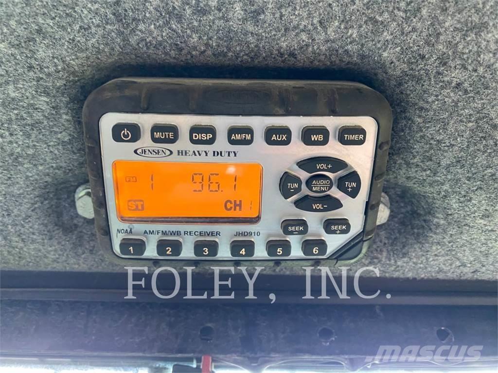 New Holland L223 Φορτωτάκια