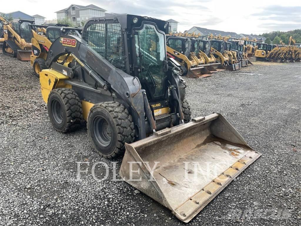 New Holland L228 Φορτωτάκια