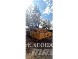 SEM MACHINERY 510 Κύλινδροι συμπίεσης εδάφους