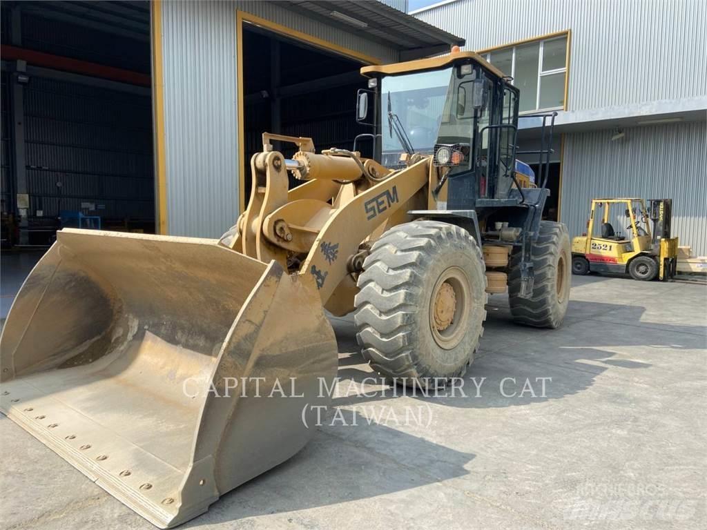 SEM MACHINERY 669 C Φορτωτές με λάστιχα (Τροχοφόροι)