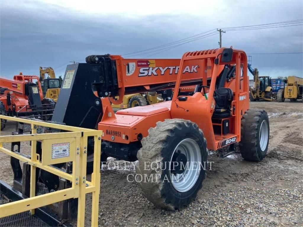 SkyTrak 8042O Τηλεσκοπικοί ανυψωτές