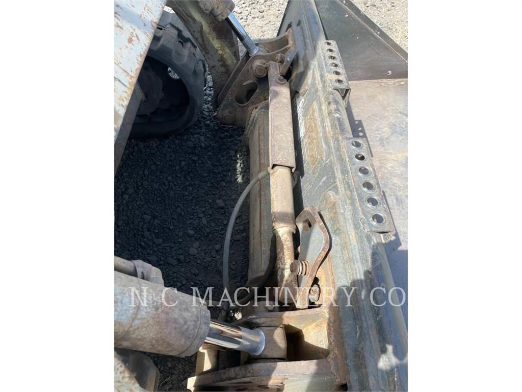 Takeuchi TL230 Φορτωτάκια