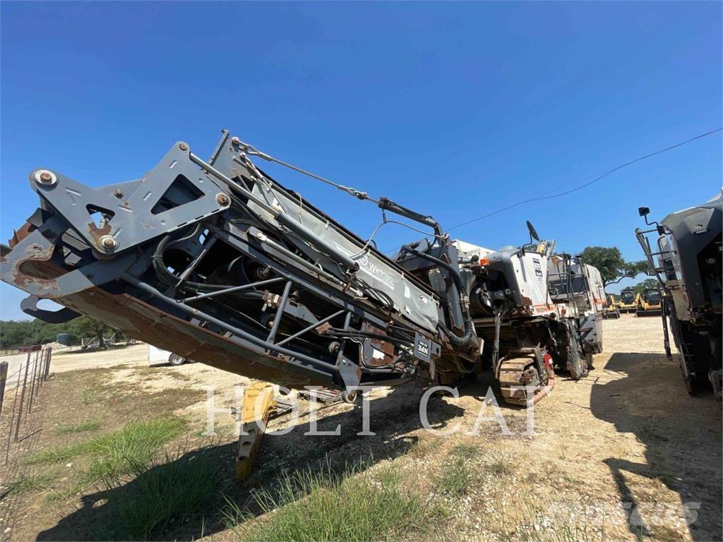 Wirtgen W220 Επεξεργασίας επίστρωσης ασφάλτου