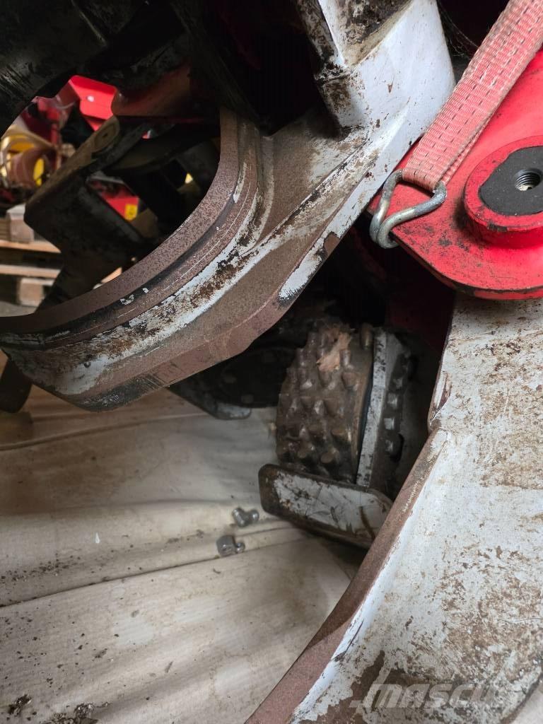  Nusula 500 H Θεριζοαλωνιστικές μηχανές