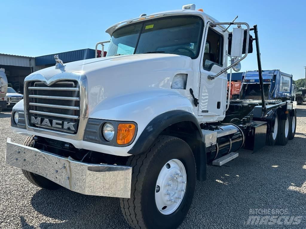 Mack GRANITE CV713 Φορτηγά με γερανό & γάτζο
