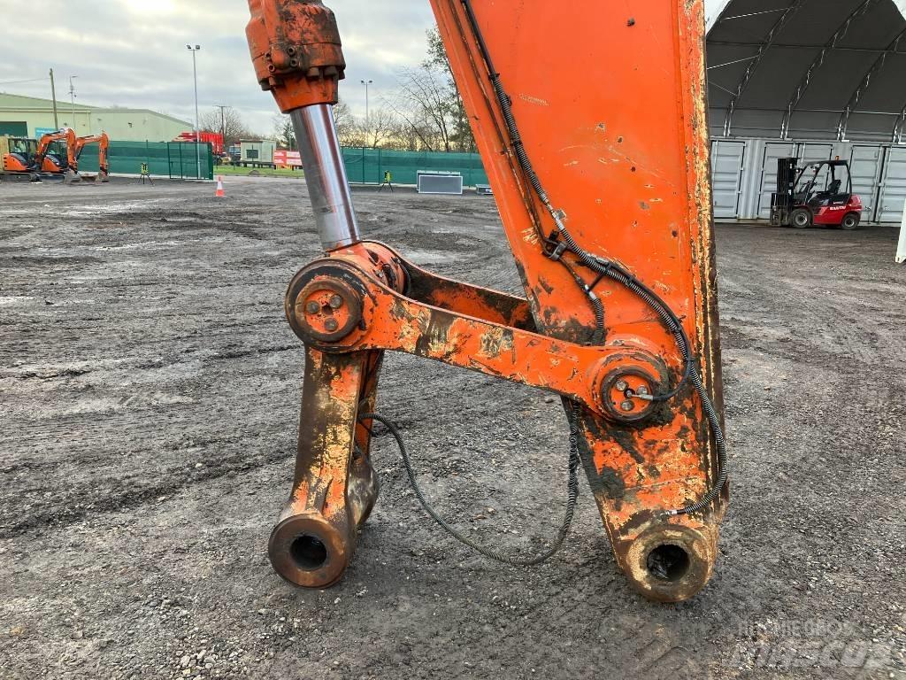 Hitachi ZX670LCH-5B Εκσκαφείς με ερπύστριες