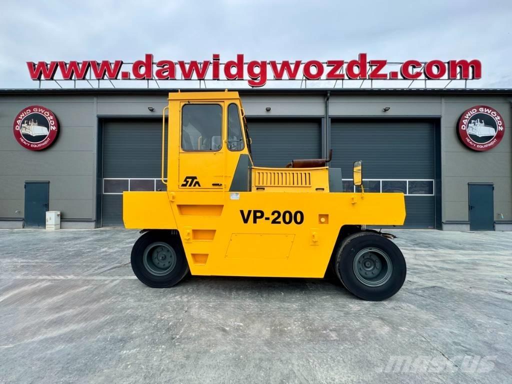 Stavostroj VP200 Κύλινδροι με επίσωτρα με αέρα