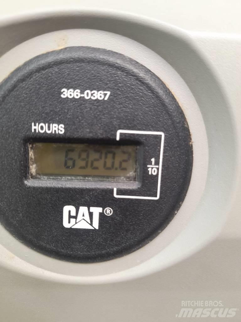 CAT 326 F Εκσκαφείς με ερπύστριες