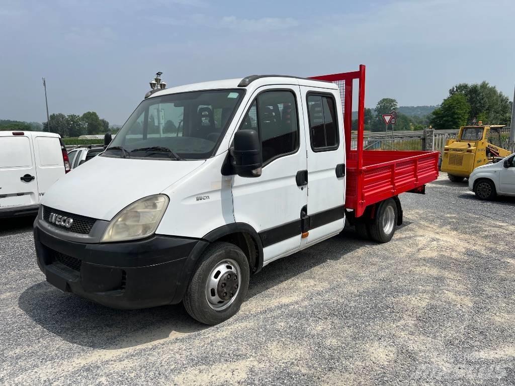 Iveco Daily 35-110 Φορτηγά Κόφα