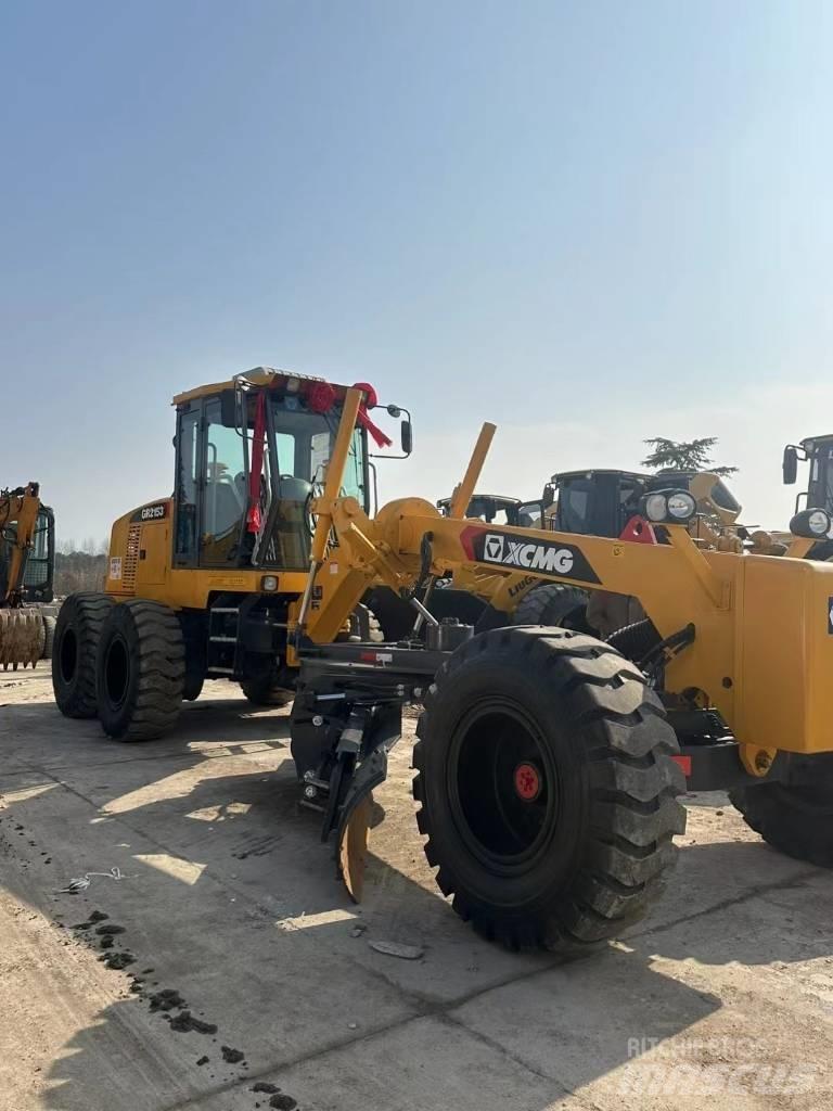 XCMG GR 2153 Γκρέιντερς