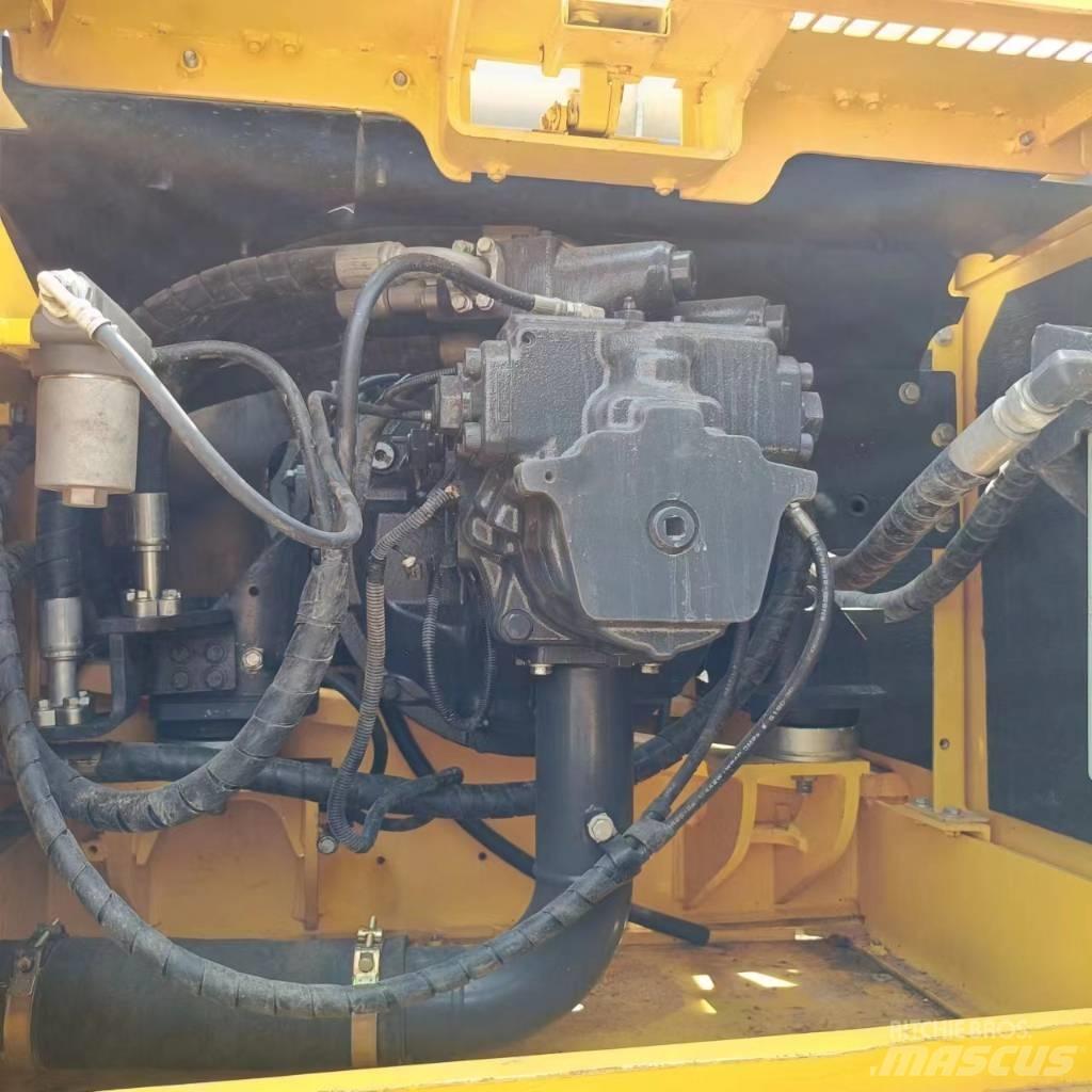 Komatsu PC 350 Εκσκαφείς με ερπύστριες