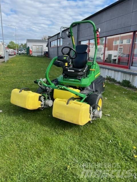 John Deere 2750 E Χορτοκοπτικά γηπέδων με γκαζόν