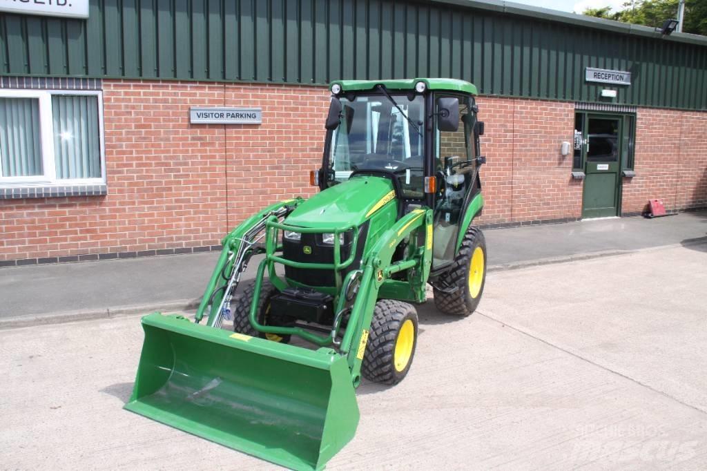 John Deere 2026R Τρακτέρ