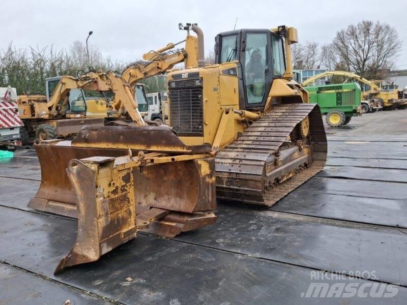 CAT D6N Μπουλντόζες με ερπύστριες