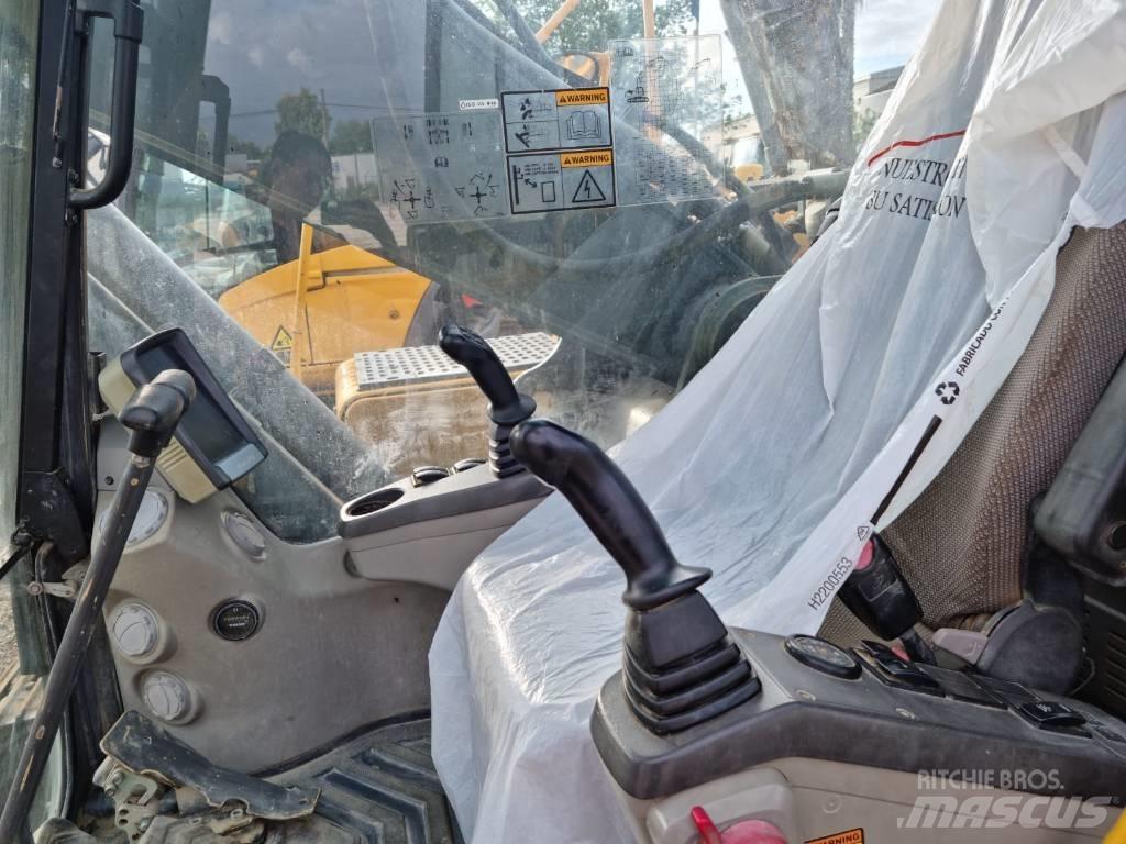 Volvo EC 240 C Εκσκαφείς με ερπύστριες