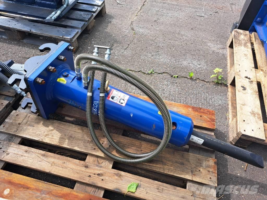 Daemo E40 with CW05 Σφυριά / Σπαστήρες