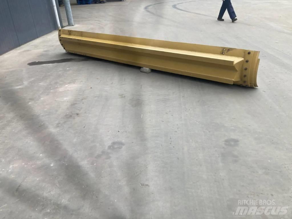 CAT 140M Moldboard Πτερύγια