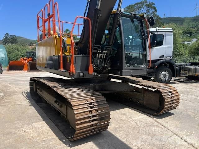 Volvo EC 200 E Εκσκαφείς με ερπύστριες