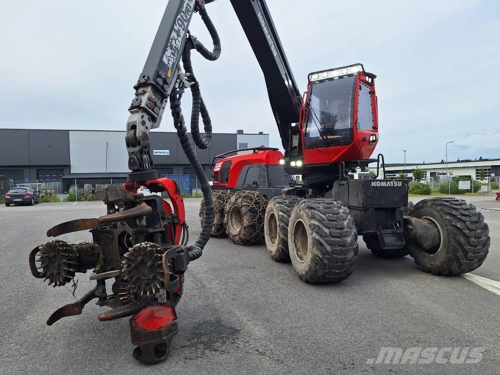 Komatsu 931 XC Θεριζοαλωνιστικές μηχανές