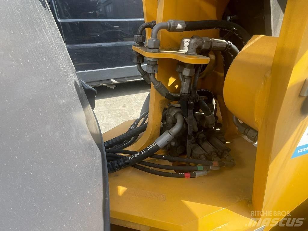 Mecalac AX 700 Φορτωτές με λάστιχα (Τροχοφόροι)