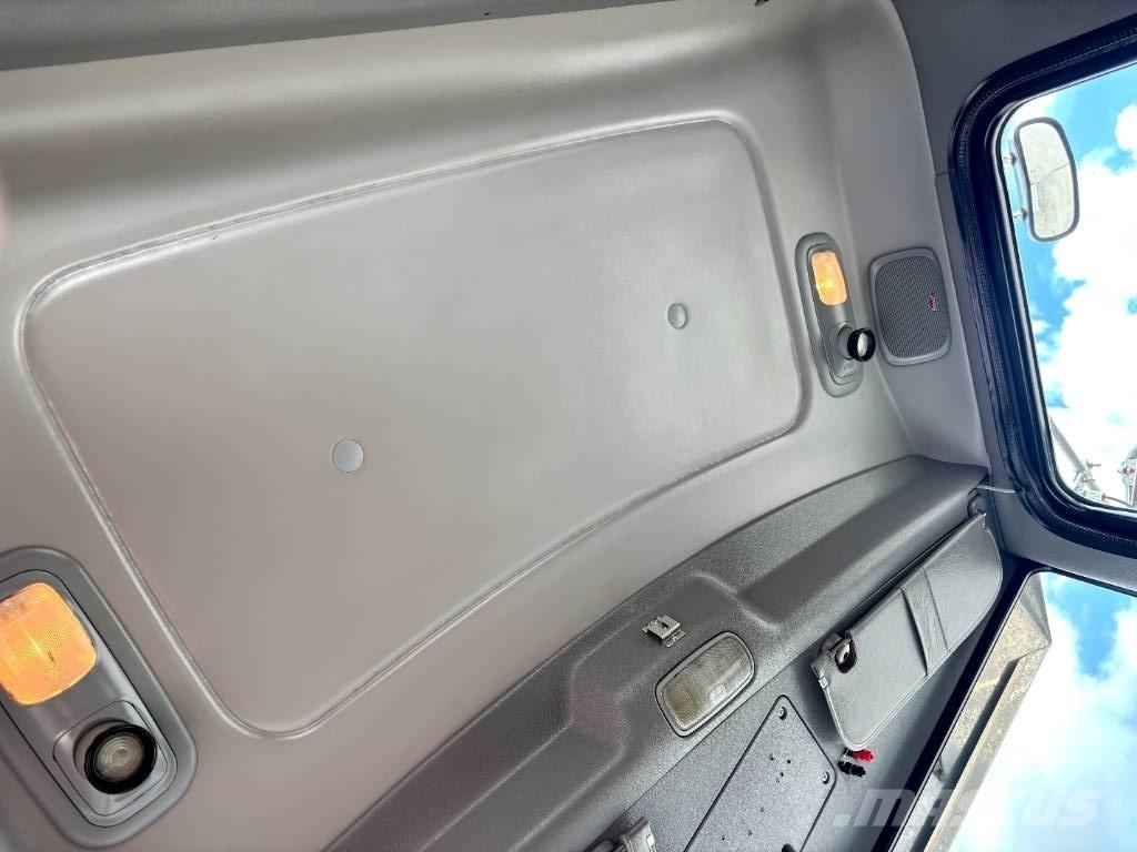 Peterbilt 388 Τράκτορες