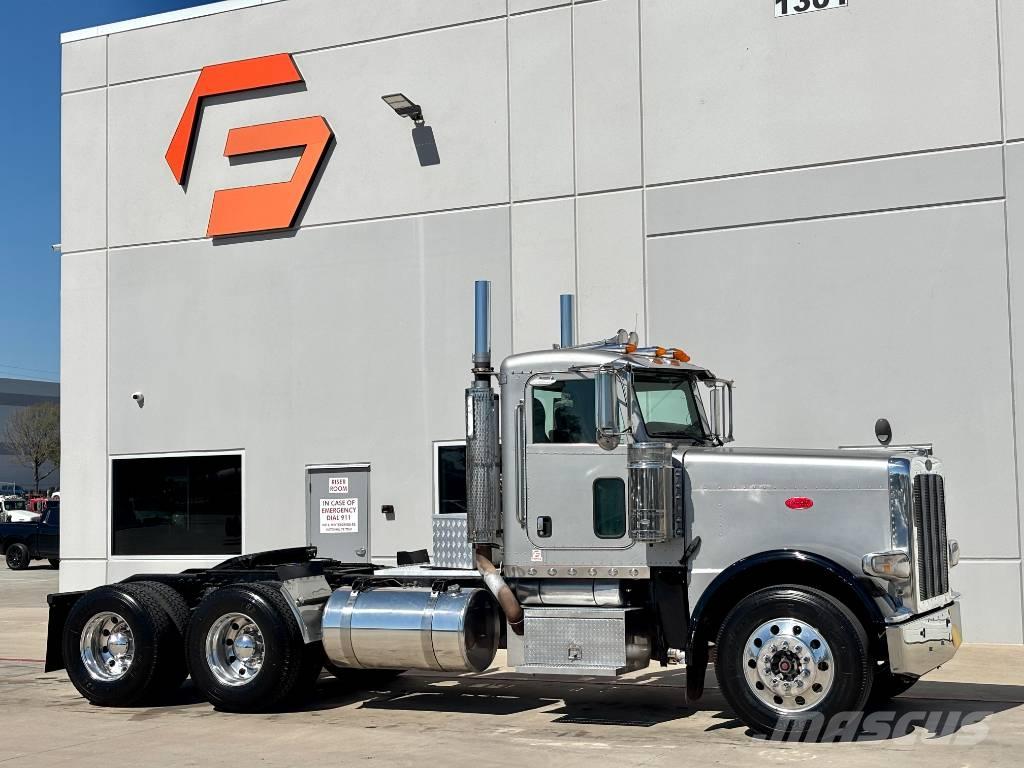 Peterbilt 388 Τράκτορες