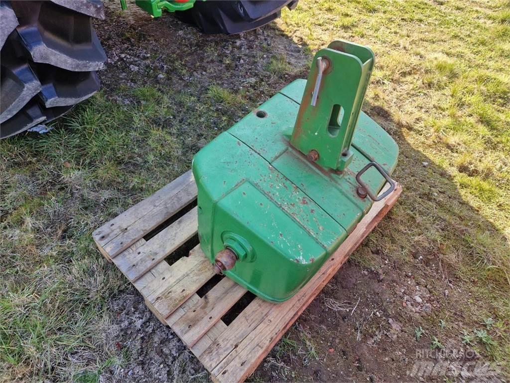 John Deere 900 kg Άλλα εξαρτήματα για τρακτέρ