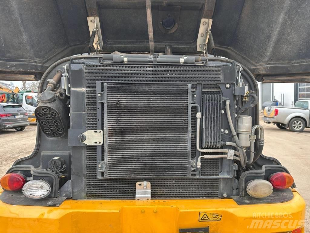 JCB TM 320 S Τηλεσκοπικοί ανυψωτές