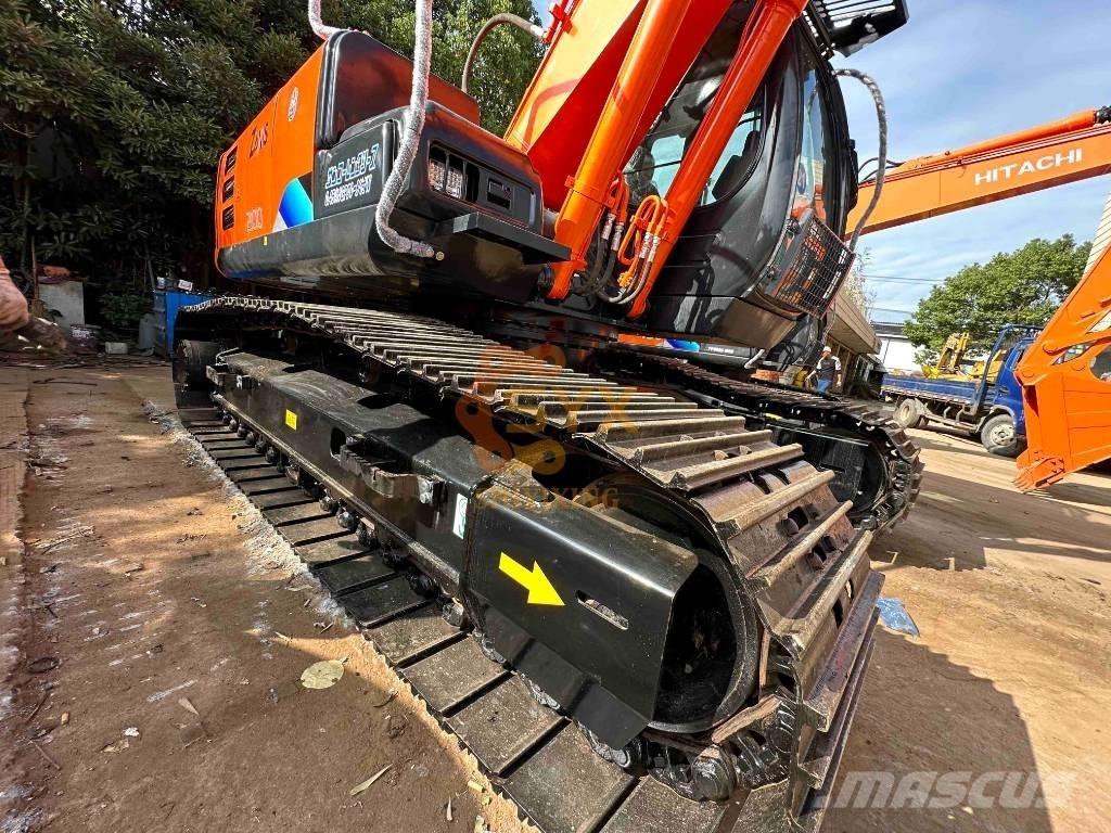 Hitachi EX 200 Εκσκαφείς με ερπύστριες