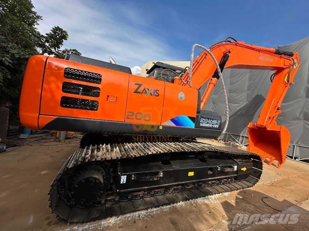 Hitachi EX 200 Εκσκαφείς με ερπύστριες