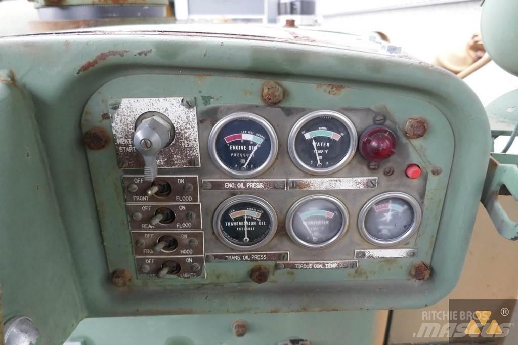 CAT D7F Ex-army Μπουλντόζες με ερπύστριες