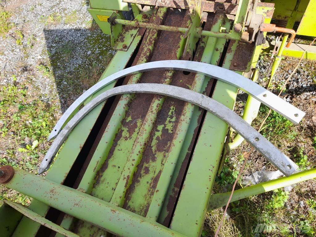 CLAAS Markant 40 Πρέσες τετράγωνων δεμάτων
