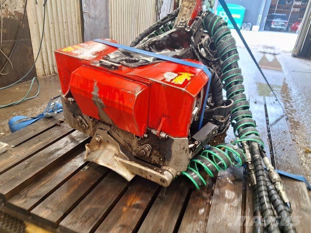 Komatsu S82 Κεφαλές συλλεκτικών μηχανών