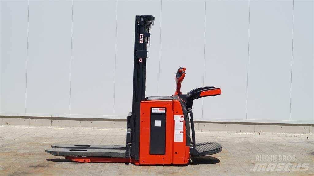 Linde L20APi Παλετοφόρα πεζού χειριστή με ιστό