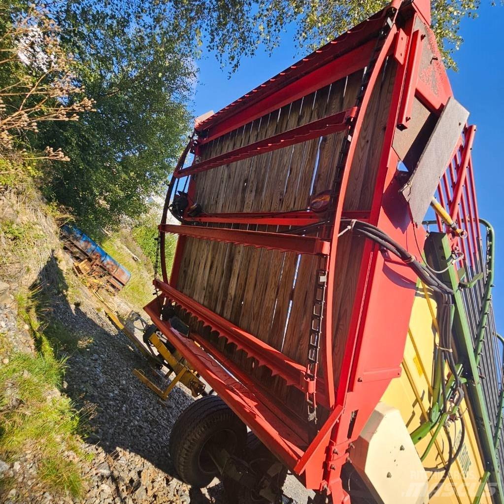 Krone Turbo-2500 Ρυμούλκα με διάταξη αυτοφόρτωσης
