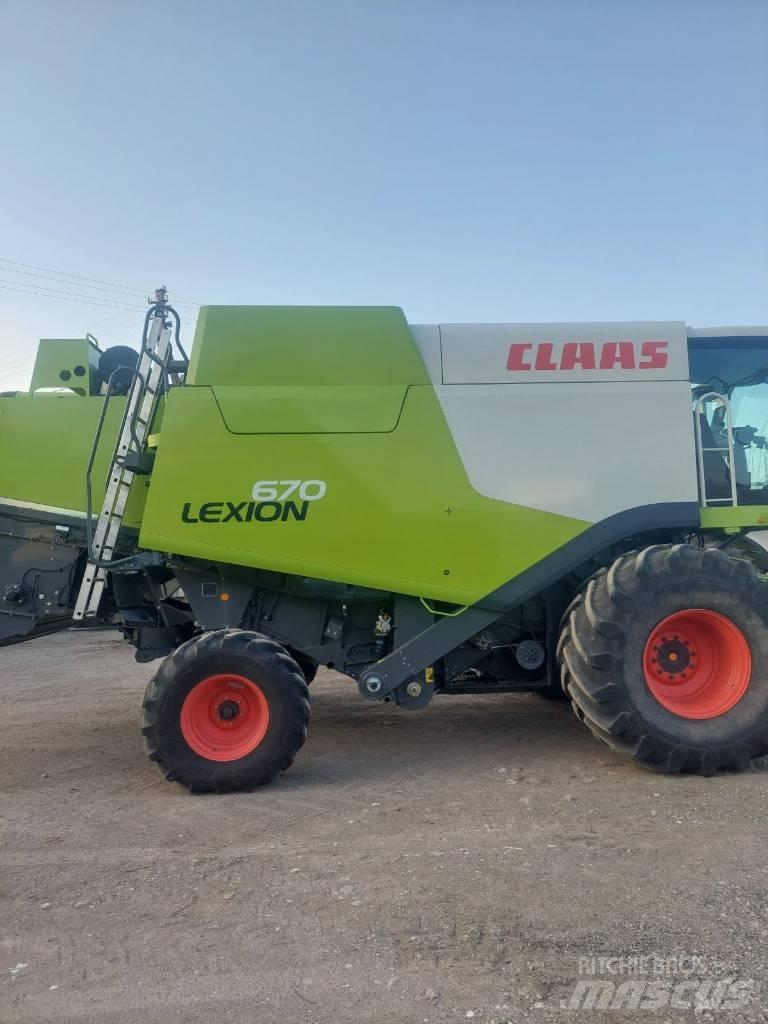 CLAAS Lexion 670 Θεριζοαλωνιστικές μηχανές