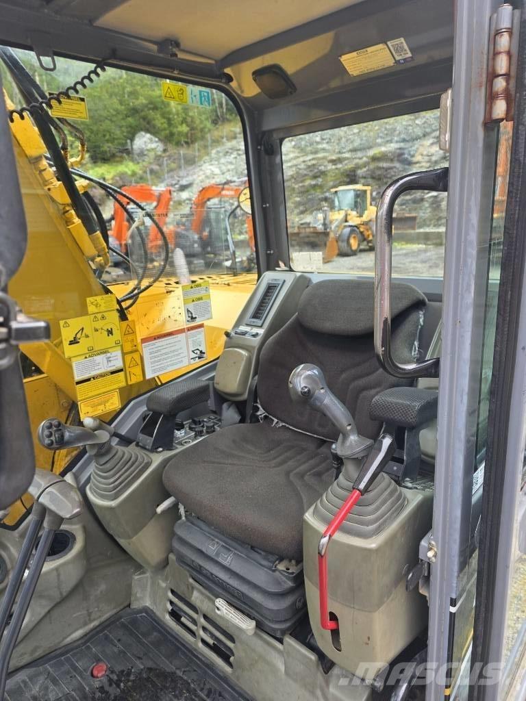 Kato HD 308 US Μίνι εκσκαφείς 7t - 12t