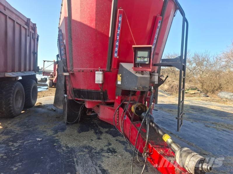 JF FEEDER VM 38 Ταΐστρες ζώων