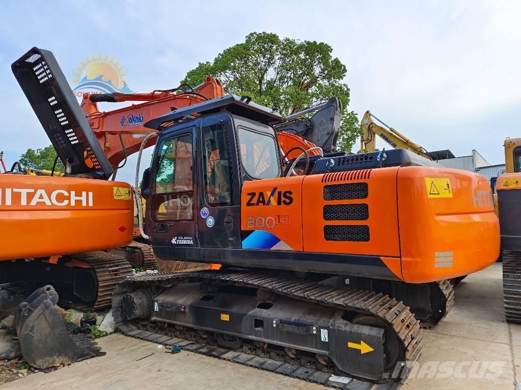 Hitachi ZX 200 Εκσκαφείς με ερπύστριες