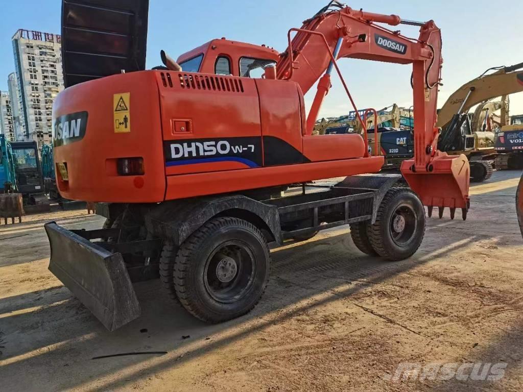 Doosan 150 W-7 Εκσκαφείς με τροχούς - λάστιχα