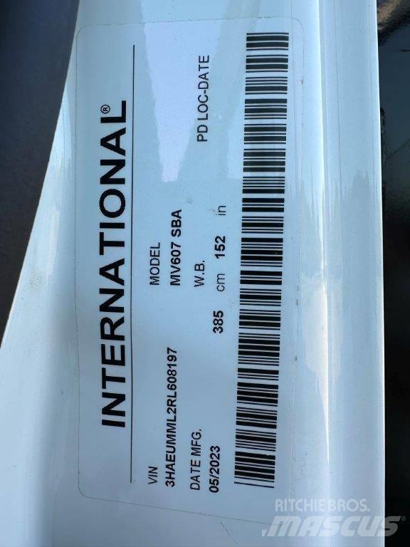 International MV Φορτηγά Ανατροπή