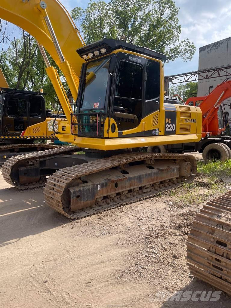 Komatsu PC 220-8 Εκσκαφείς με ερπύστριες